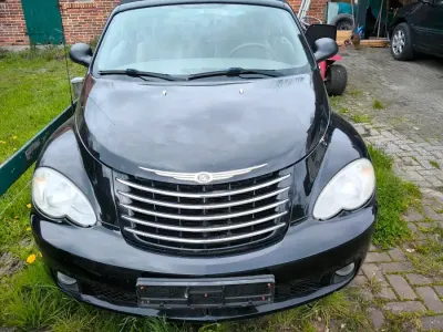 Usata Chrysler PT Cruiser 105 CV (77 kW) 2006 Nero Cabrio