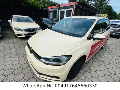 Gebraucht VW Touran 150 PS (110 kW) 2018 Weiß Van / Kleinbus
