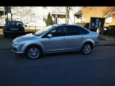 Gebraucht Ford Focus Ghia 145 PS (106 kW) 2005 Limousine