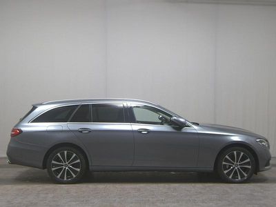 Gebraucht Mercedes E300 Avantgarde 306 PS (225 kW) 2022 Grau Kombi