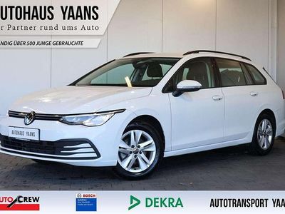 Weiß Gebraucht 2022 VW Golf VIII Life Kombi | 17.759 € (Guter Preis)
