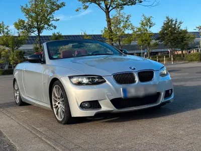Gebraucht BMW 330 204 PS (150 kW) 2007 Silber Cabrio