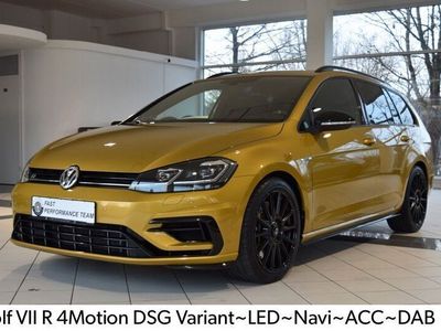 Kurkumagelb metallic Gebraucht 2018 VW Golf VII R Kombi | 24.990 € (Guter Preis)