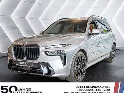 Nouă BMW X7 352 CP (258 kW) 2026 Gri SUV