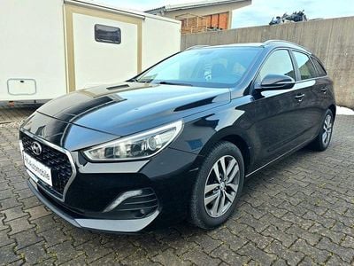 Gebraucht Hyundai i30 Trend 116 PS (85 kW) 2019 Schwarz Kombi
