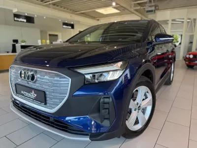 Gebraucht Audi Q4 e-tron Ambiente 210 kW (286 PS) 2024 Blau SUV