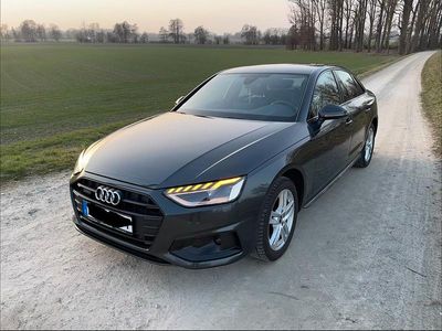 Gebraucht Audi A4 Ambiente 204 PS (150 kW) 2021 Grau Limousine