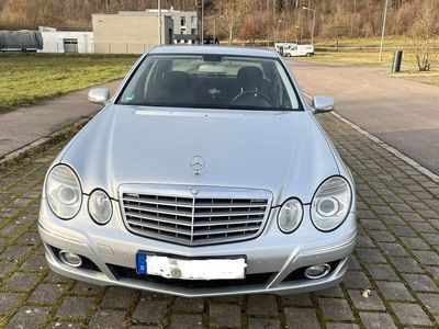 Mercedes E200