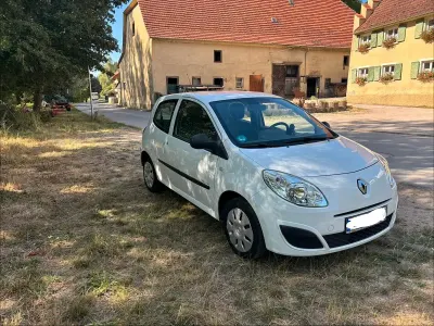 Gebraucht Renault Twingo 58 PS (42 kW) 2009 Weiß Kleinwagen