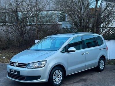 Second-hand VW Sharan Comfortline 140 CP (102 kW) 2011 Auriu Monovolum