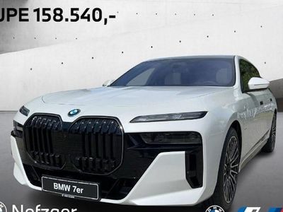 Second-hand BMW 550e Shadowline 489 CP (359 kW) 2025 Alb Break