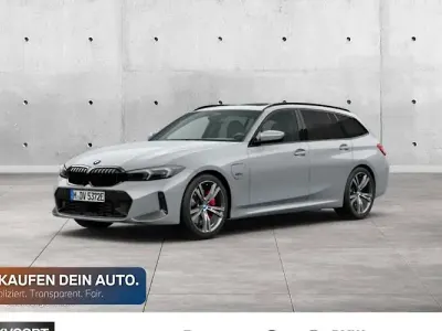Gebraucht BMW 330e M Sport 292 PS (214 kW) 2023 Grau Kombi