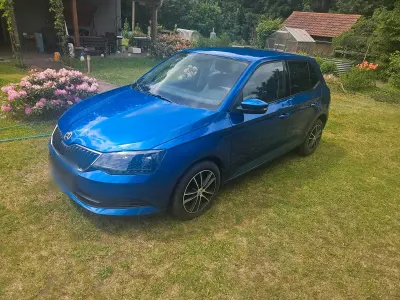 Gebraucht Skoda Fabia 105 PS (77 kW) 2017 Blau Kleinwagen