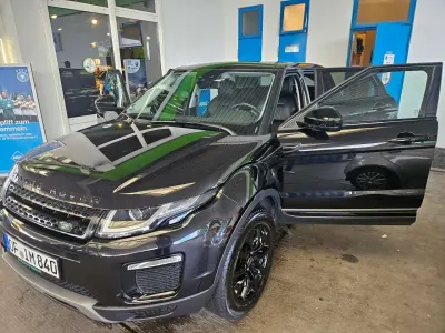 Gebraucht Land Rover Range Rover evoque SE 241 PS (177 kW) 2019 Schwarz SUV