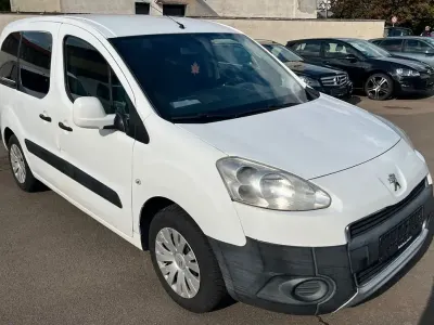 Occasion Peugeot Partner Tepee Active 92 PK (67 kW) 2012 MPV
