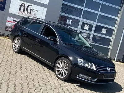 Usata VW Passat 140 CV (102 kW) 2012 Nero Station wagon