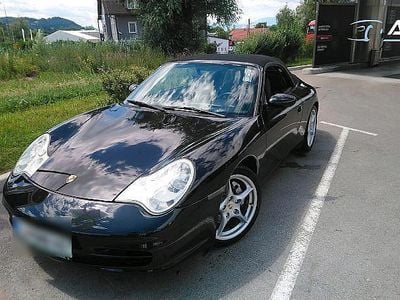 Porsche 911 Carrera 4 Cabriolet