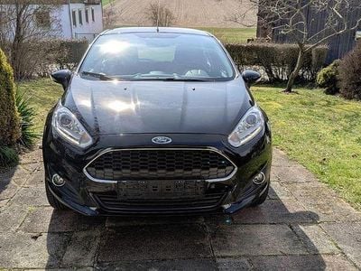 Gebraucht Ford Fiesta SYNC Edition 82 PS (60 kW) 2016 Schwarz Limousine