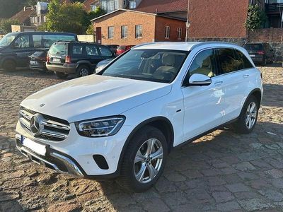 Mercedes GLC300e