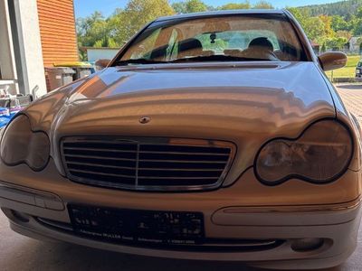 Mercedes C220