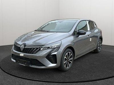 Neu Renault Clio V Techno 91 PS (66 kW) 2025 Grau Limousine