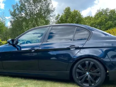 Używany BMW 320 150 KM (110 kW) 2007 Niebieski Sedan/Limuzyna