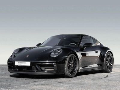 Porsche 911 Carrera 4 GTS