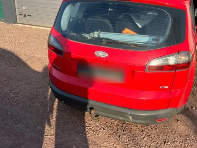 Używany Ford S-MAX S 140 KM (102 kW) 2008 Czerwony Minivan