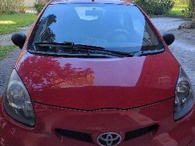 Second-hand Toyota Aygo 2009 Roșu Hatchback