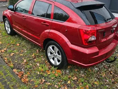 Gebraucht Dodge Caliber 156 PS (114 kW) 2010 Rot Kleinwagen