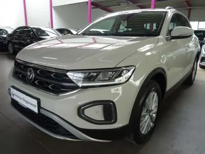 Gebraucht VW T-Roc 150 PS (110 kW) 2023 Ascotgrau SUV