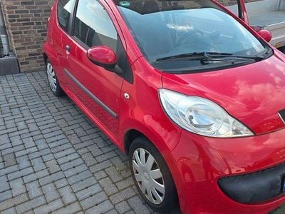 Second-hand Peugeot 107 Filou 68 CP (50 kW) 2007 Roșu Hatchback