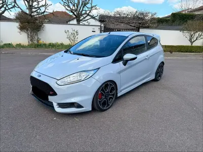 Gebraucht Ford Fiesta ST200 200 PS (147 kW) 2016 Kleinwagen
