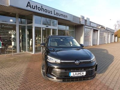 Grenadillschwarz metallic Neu 2025 VW Tiguan Life SUV | 39.500 € (Superpreis)