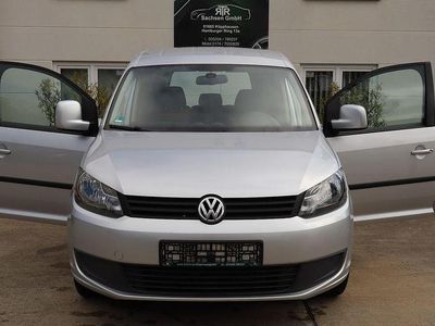 Usata VW Caddy Trendline 102 CV (75 kW) 2013 Argento Monovolume