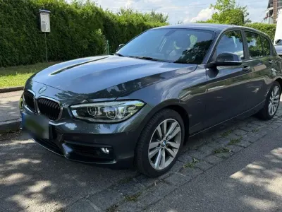 Gebraucht BMW 120 Advantage 177 PS (130 kW) 2016 Grau Kleinwagen