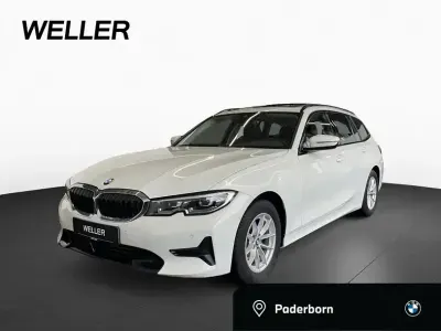Używany BMW 320 Comfort Edition 184 KM (135 kW) 2022 Biały Kombi