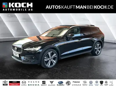Gebraucht Volvo V60 CC 145 PS (106 kW) 2024 Kombi