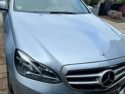 Gebraucht Mercedes E200 Avantgarde 184 PS (135 kW) 2013 Grau Limousine