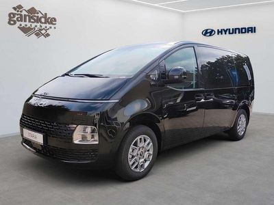 Neu Hyundai Staria Trend 224 PS (164 kW) 2025 Abyss black Van / Kleinbus