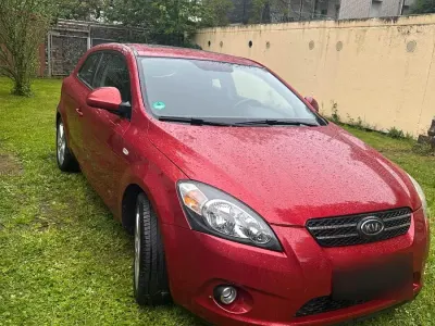 Używany Kia ProCeed 2009 Czerwony Hatchback