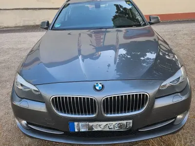 Gebraucht BMW 520 184 PS (135 kW) 2013 Grau Kombi