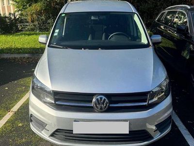 Second-hand VW Caddy Maxi Trendline 102 CP (75 kW) 2020 Argintiu Monovolum