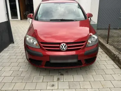 Gebraucht VW Golf V 90 PS (66 kW) 2005 Rot Kleinwagen