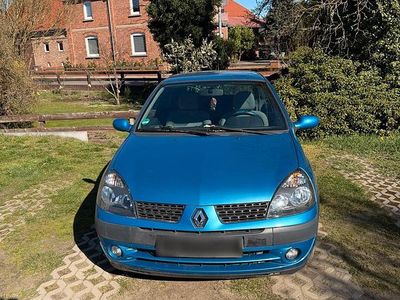 Gebraucht Renault Clio II 58 PS (42 kW) 2001 Blau Kleinwagen