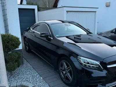 Gebraucht Mercedes 200 184 PS (135 kW) 2019 Schwarz Coupé