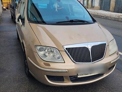 Gebraucht Lancia Phedra 128 PS (94 kW) 2003 Gold Van / Kleinbus