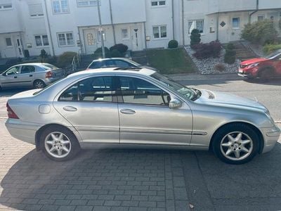 Mercedes C270
