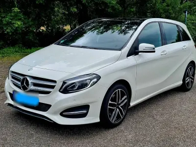Gebraucht Mercedes B200 Urban 136 PS (100 kW) 2015 Weiß Kleinwagen