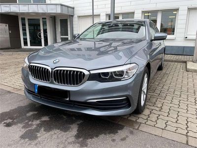 Gebraucht BMW 530 252 PS (185 kW) 2017 Grau Limousine